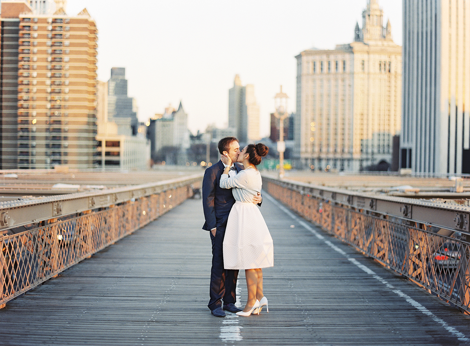 Brooklyn-Bridge-Engagement-Photos